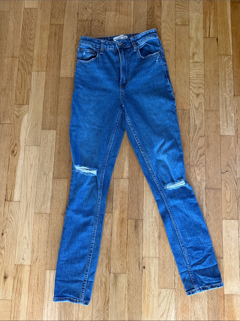Abercrombie & Fitch Skinny High Rise Jeans 25L